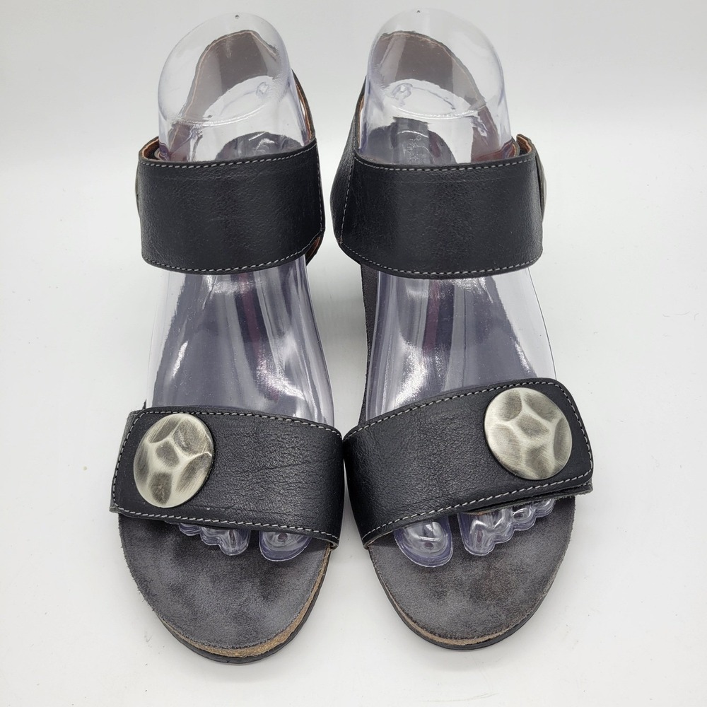 Taos Carousel 2 Sandals Womens Size 7-7.5 US Black Leather Wedge Comfort Shoes